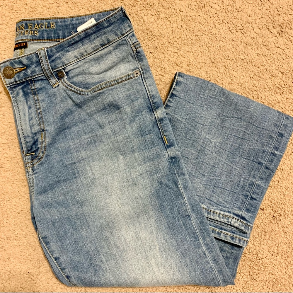 American Eagle Men’s Extreme Flex Original Bootcut Jeans Medium-Light Wash